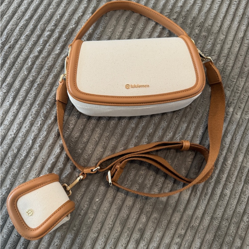 Lululemon Athletica Cream and Tan Crossbody Bag Set